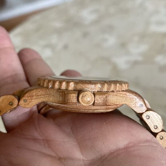 WeWood Chunky Natural Wood Wristwatch - Picture 8 of 11
